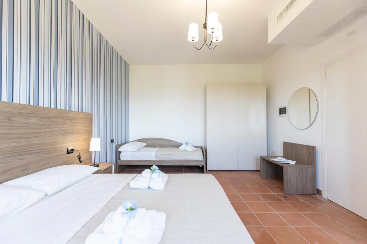 קמפניה Villa Alessandra מראה חיצוני תמונה